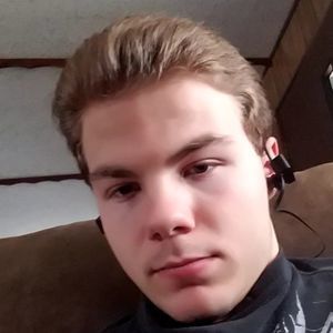 Meet your Posher, Dakota